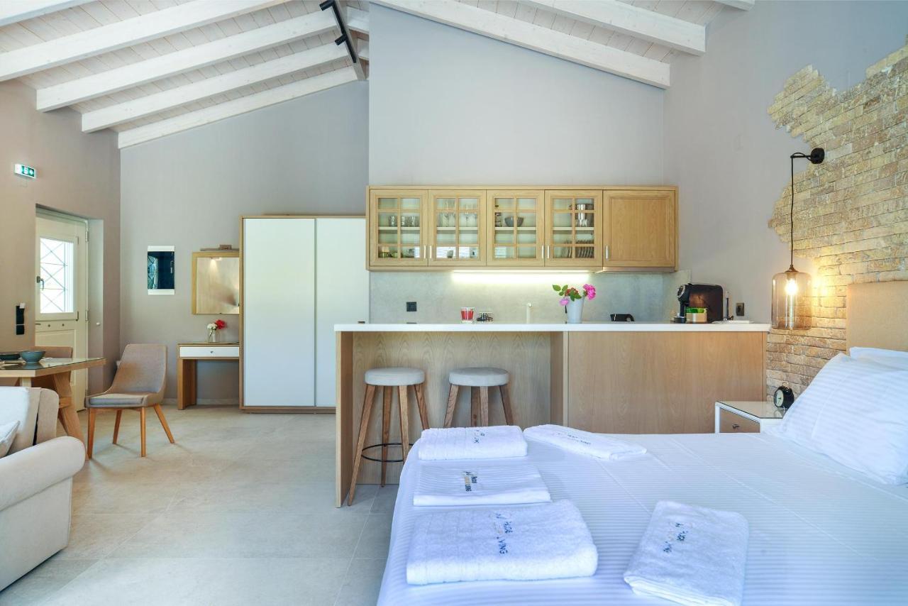 Paxos Luxury Living Junior Suites Γάιος Εξωτερικό φωτογραφία