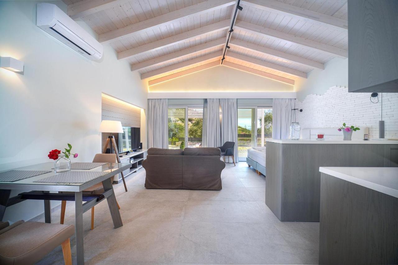 Paxos Luxury Living Junior Suites Γάιος Εξωτερικό φωτογραφία