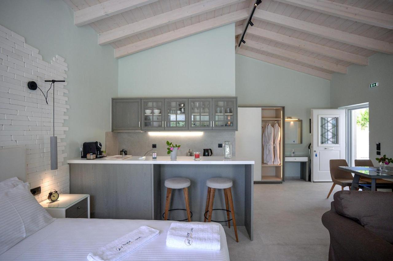 Paxos Luxury Living Junior Suites Γάιος Εξωτερικό φωτογραφία